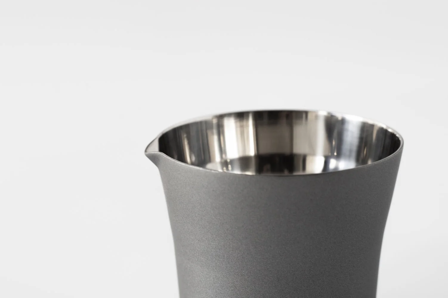 Spouted Double Insulated Cup 4 oz / 120 ml - Image 5