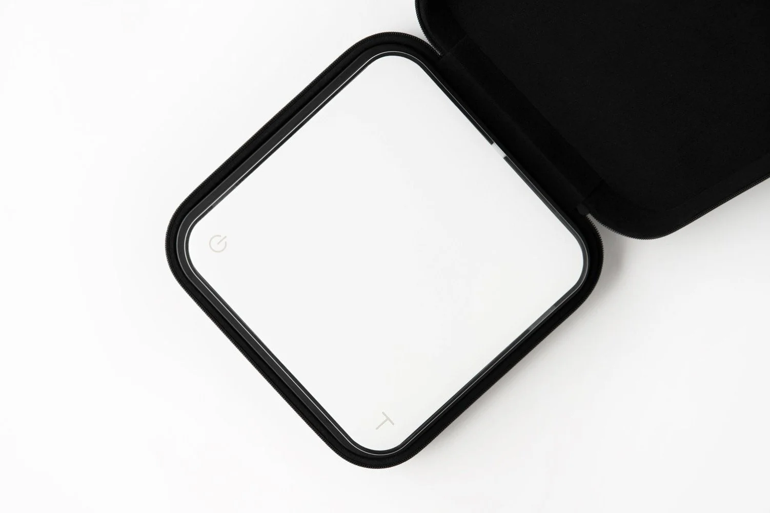 Pearl Carrying Case - Image 2